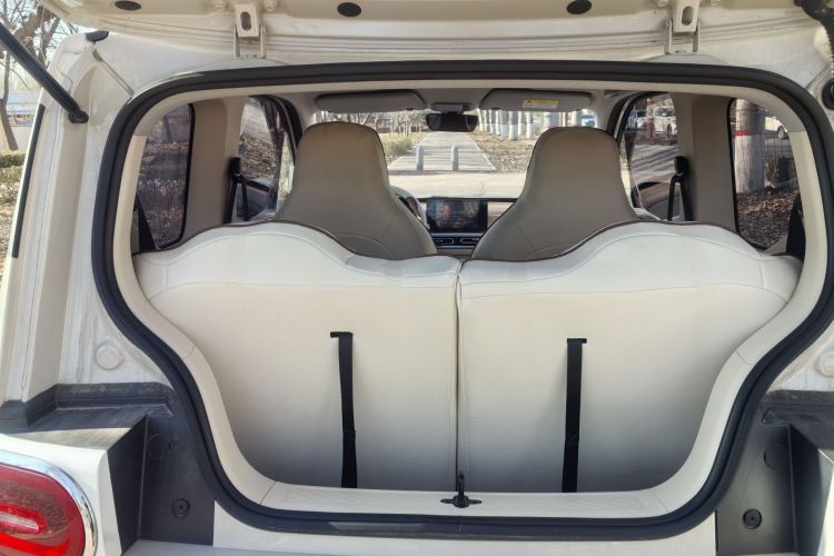 五菱汽车 宏光MINIEV 2024款 第三代 215km 进阶版中控内饰7005