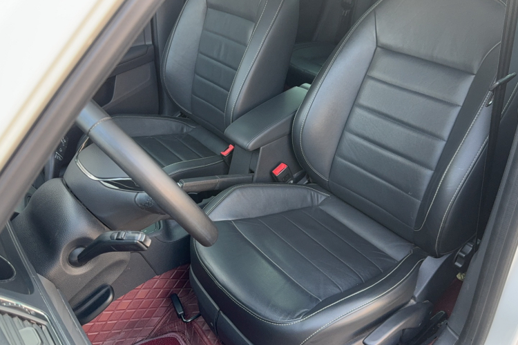 大众 朗逸 2017款 1.6L 自动舒适版局部细节19