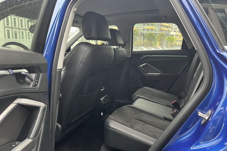 奥迪Q3 2019款 40 TFSI 时尚动感型中控内饰7003