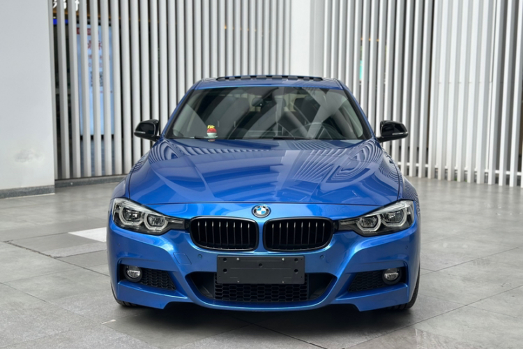 宝马3系 2018款 320Li M运动曜夜版车身外观6003