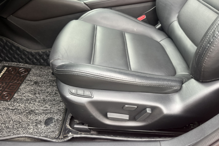 马自达 阿特兹 2018款 2.5L 蓝天运动版 国V中控内饰7006