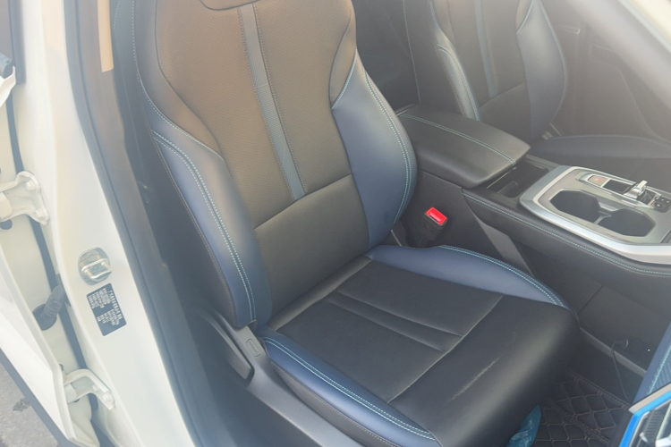 广汽传祺 传祺GS3 2023款 影速 270T 劲智版局部细节41