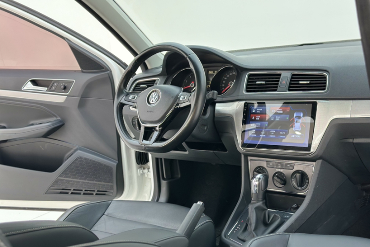 大众 朗逸 2017款 1.6L 自动舒适版中控内饰7003