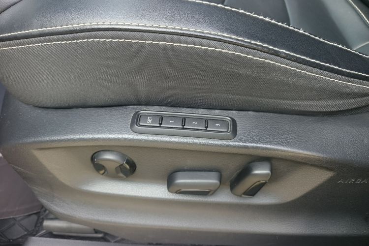 斯柯达 柯迪亚克 2018款 改款 TSI330 5座两驱豪华优享版中控内饰7011