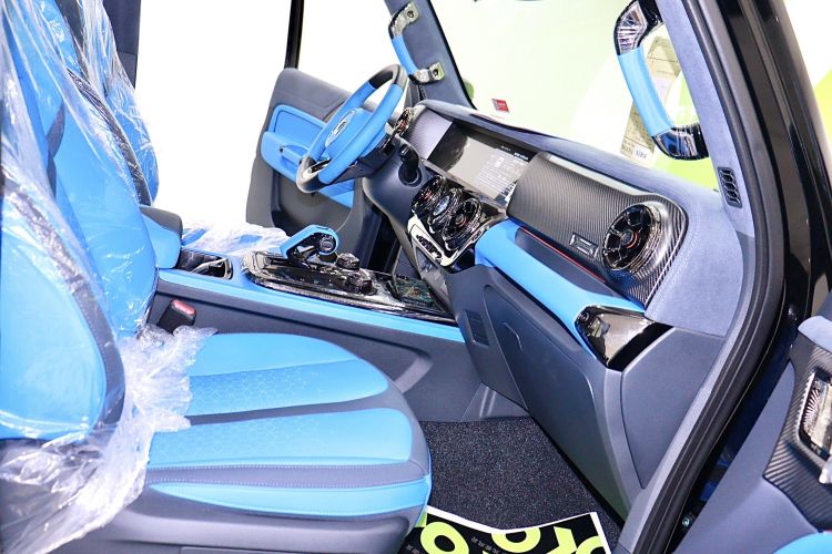 超境汽车 共创坦克300 2023款 2.0T 赛博骑士中控内饰7003