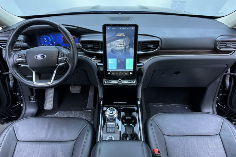福特 探险者 2020款 EcoBoost 285 四驱钛金版 7座中控内饰7005