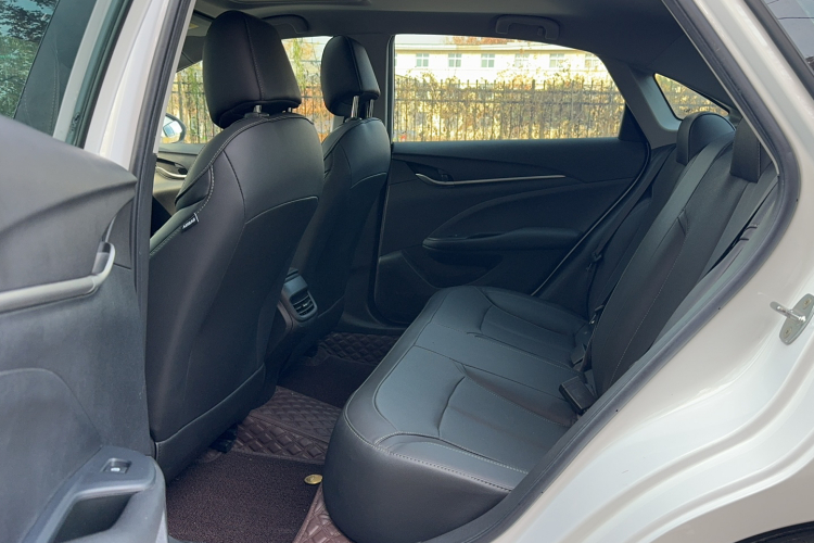 别克 英朗 2021款 改款 典范 1.5L 自动精英型中控内饰7001