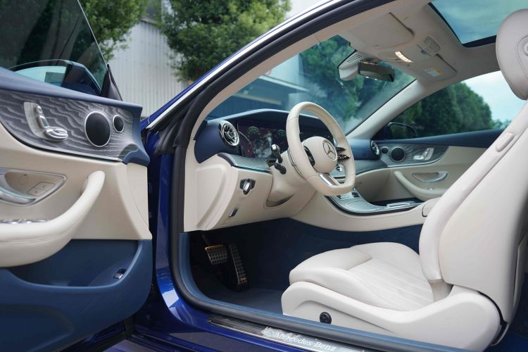 奔驰E级(进口) 2021款 E 260 轿跑车中控内饰7009