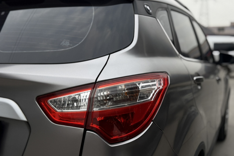 长安CS35 2016款 1.6L 自动豪华型 国V车身外观6008