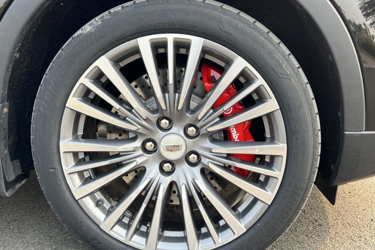 凯迪拉克XT4 2024款 28T 两驱尊贵型车身外观6007