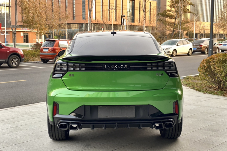 领克05 2022款 05+ 2.0TD 自动探索版车身外观6007