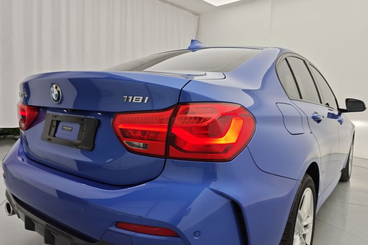 宝马1系 2019款 118i M运动套装车身外观6008