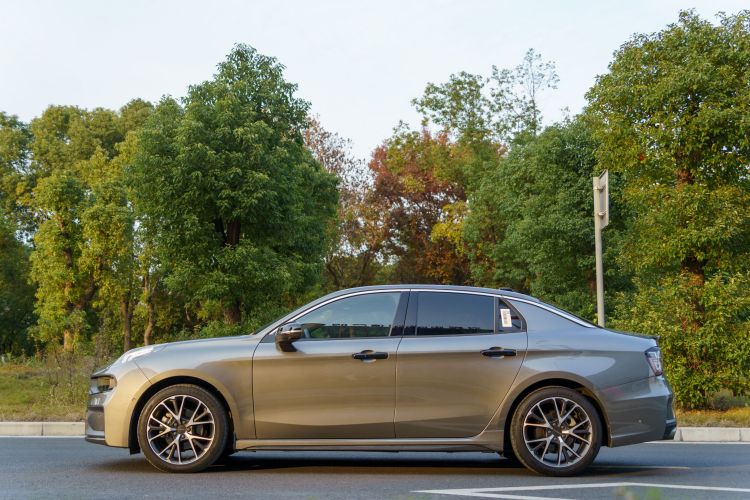 领克03 2021款 2.0TD 自动劲 冠军版车身外观6007