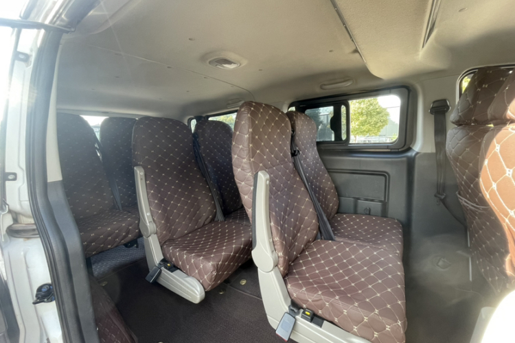 江淮瑞风 瑞风M3 2019款 PLUS 宜家版 1.8L 豪华型 9座中控内饰7003