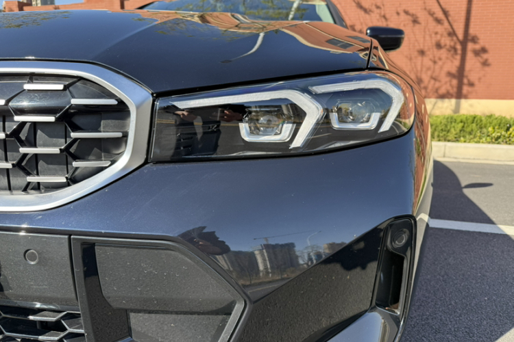 宝马3系 2025款 325Li M运动套装车身外观6012