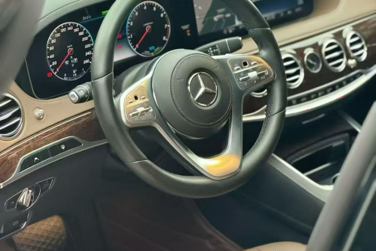 奔驰S级 2020款 S 350 L 商务型 臻藏版中控内饰7009