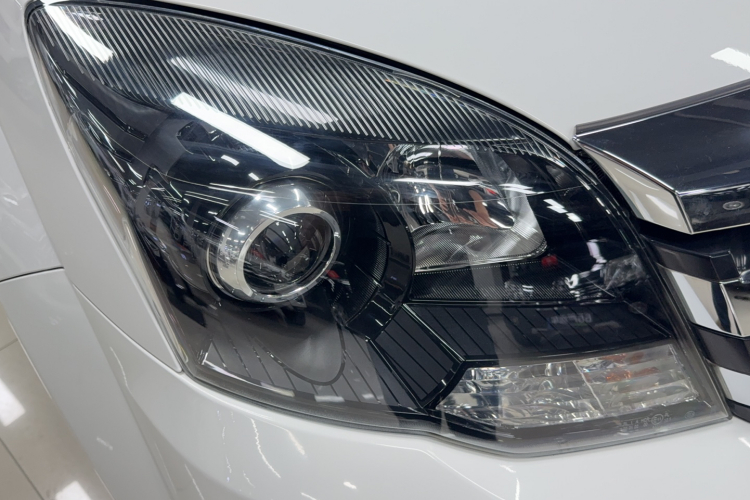 哈弗H5经典 2018款 经典版 2.0T 柴油 手动四驱尊贵型车身外观6007