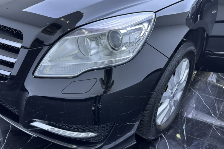 奔驰R级 2017款 R 320 4MATIC 商务型臻藏版局部细节9002