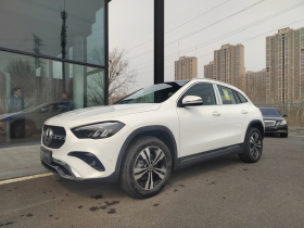 奔驰GLA 2025款 GLA 200