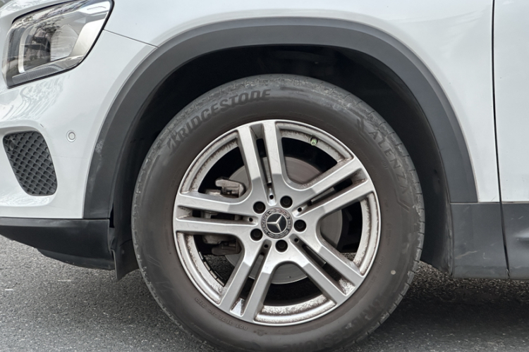 奔驰GLB 2020款 GLB 180 时尚型车身外观6005