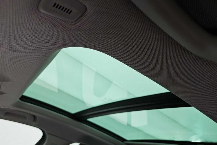 宝马1系 2021款 改款 125i M运动曜夜版中控内饰7006