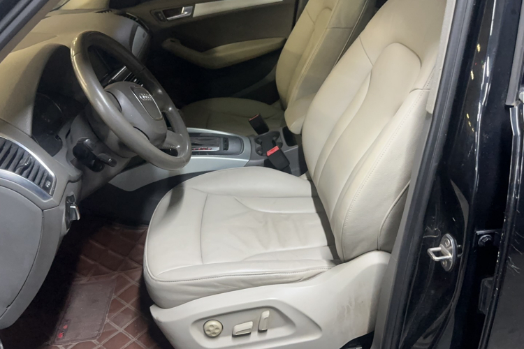 奥迪Q5 2011款 2.0TFSI 技术型局部细节19