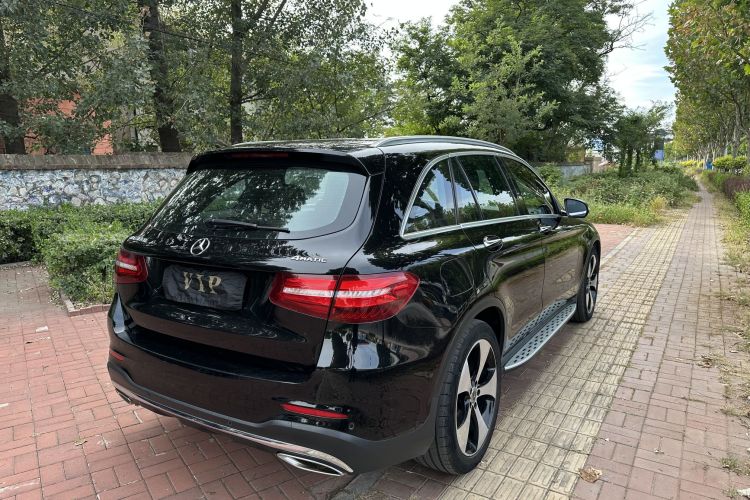 奔驰GLC 2018款 改款 GLC 300 4MATIC 动感型车身外观6006