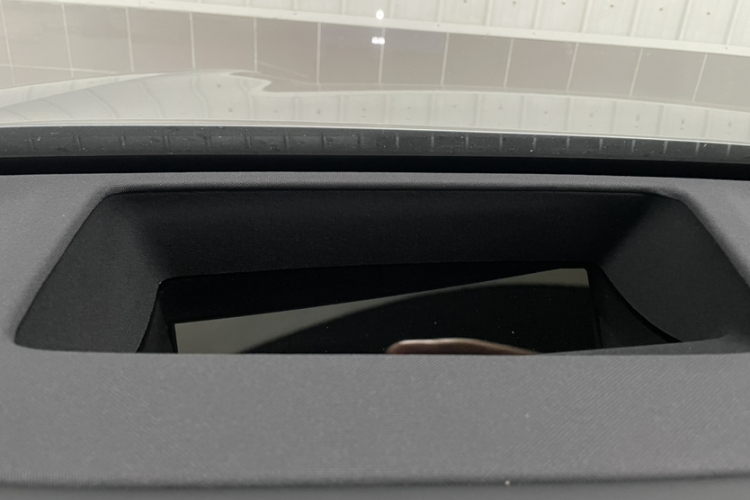 乐道L90 2025款 Max 六座版中控内饰7013