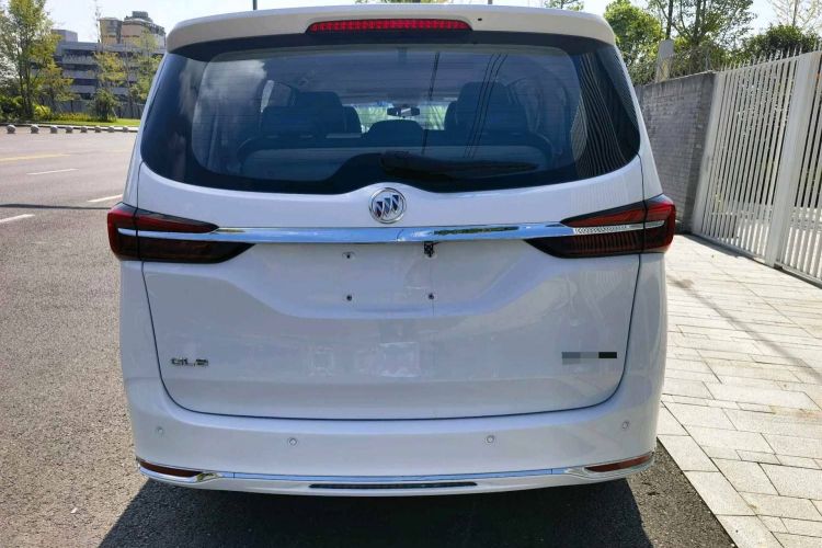 别克GL8 2023款 陆上公务舱 舒适型车身外观6009