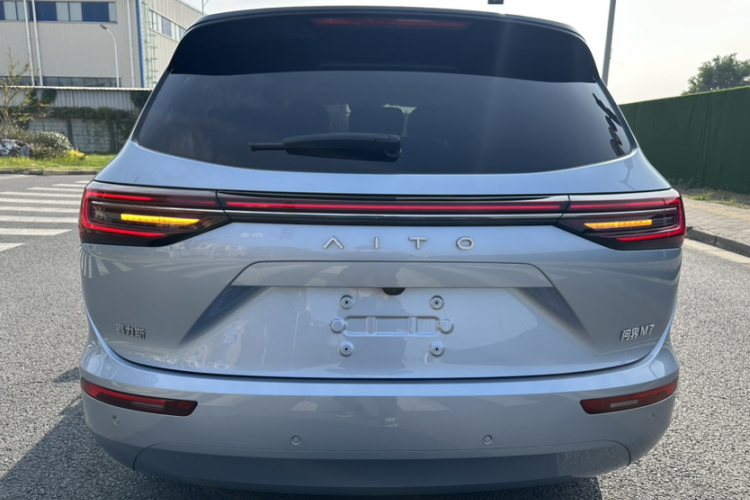 鸿蒙智行 问界M7 2024款 1.5T 后驱Plus版 5座车身外观6003