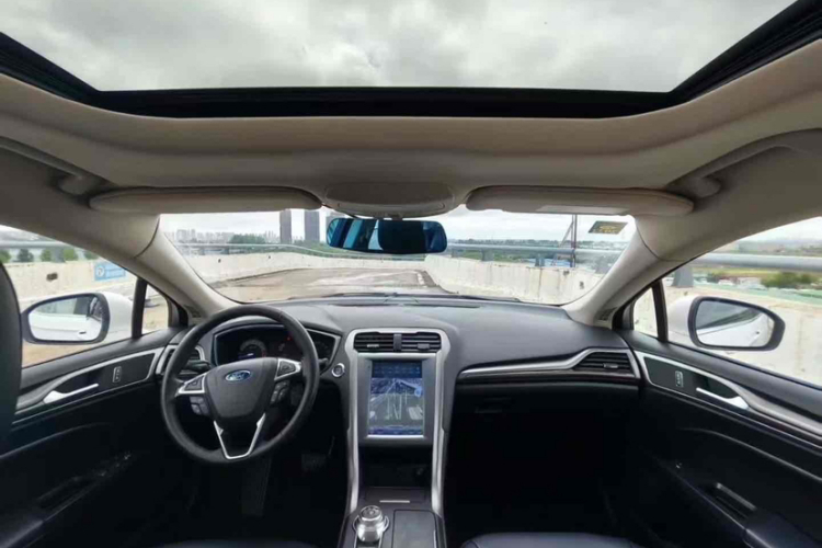 福特 蒙迪欧 2017款 EcoBoost 180 时尚型车身外观6002