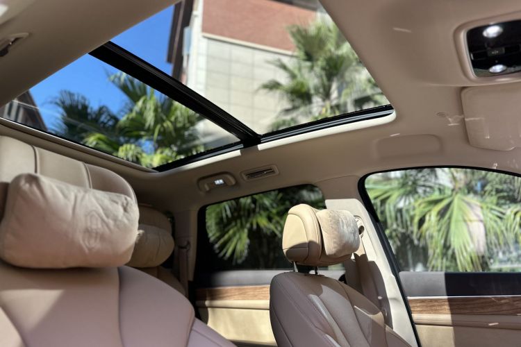 鸿蒙智行 问界M7 2024款 1.5T 智驾四驱Ultra版 6座中控内饰7007