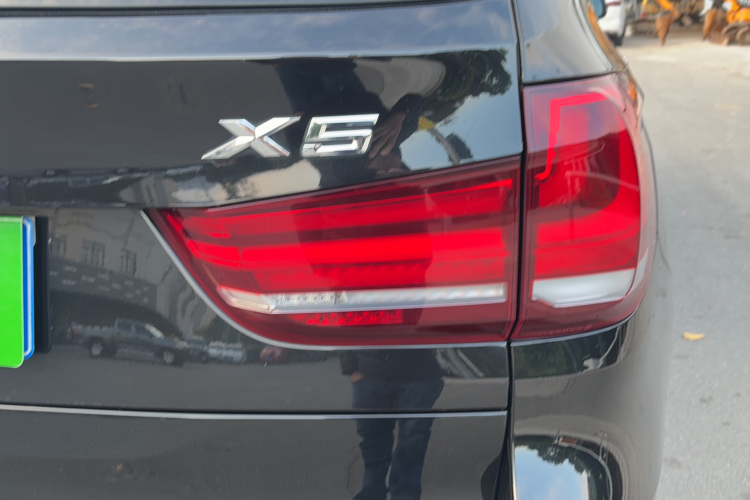 宝马X5(进口) 2014款 xDrive35i 典雅型局部细节9006