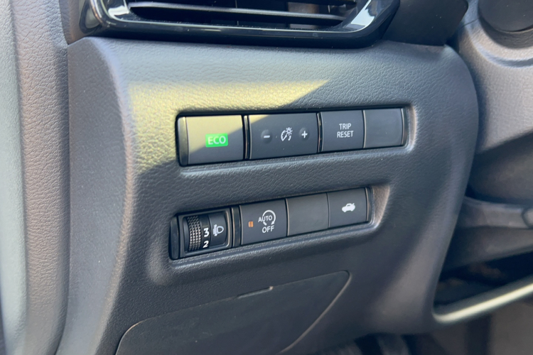 日产 轩逸 2021款 1.6L XL CVT悦享版局部细节9003