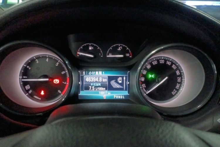 别克 威朗 2015款 三厢 20T 双离合精英型中控内饰15