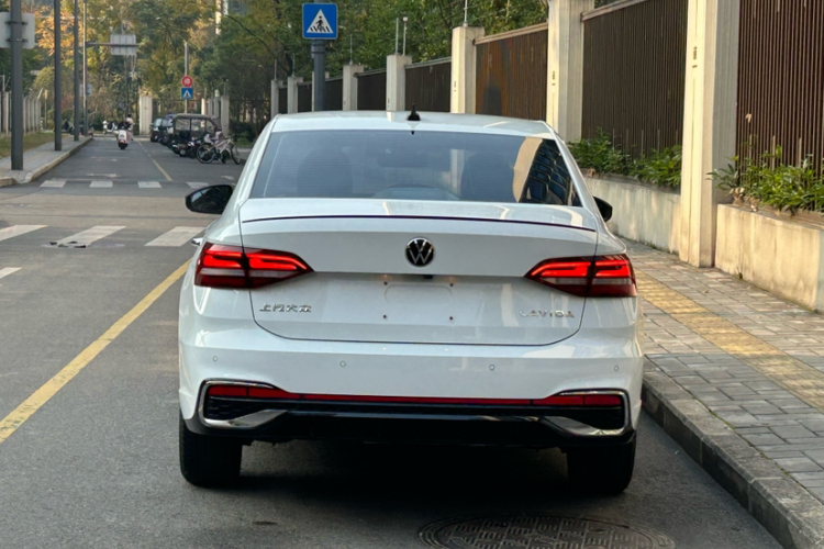 大众 朗逸 2024款 300TSI DSG星空领先版车身外观6003