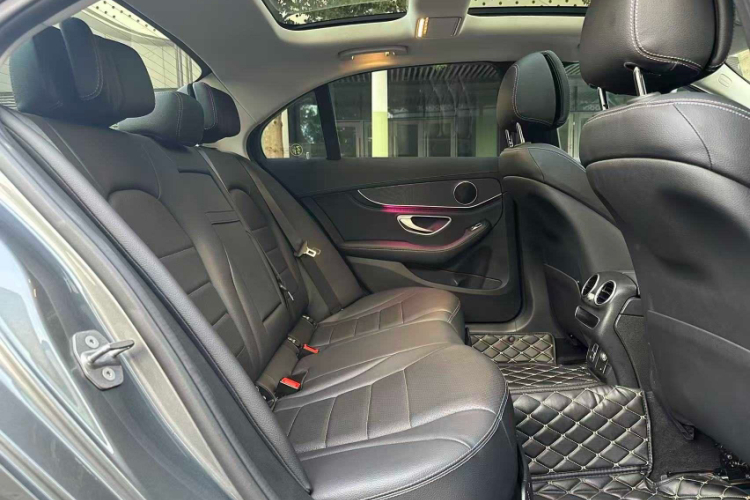 奔驰C级 2020款 C 260 L 运动版车身外观6002