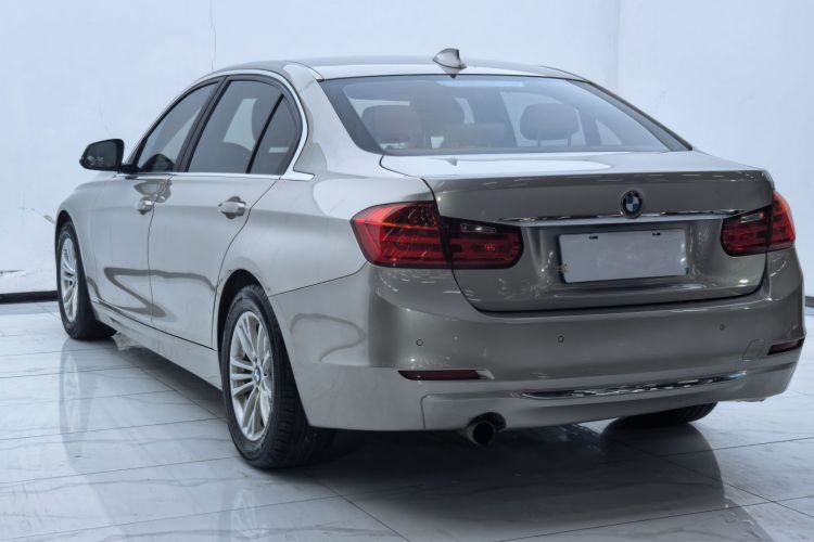宝马3系 2014款 320Li 时尚型车身外观6010