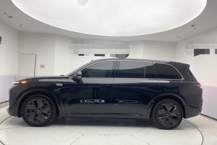 理想汽车 理想L9 2025款 Ultra 智能焕新版车身外观6002