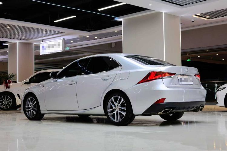 雷克萨斯IS 2017款 300 锋尚版车身外观6003