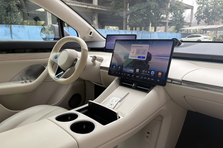 鸿蒙智行 智界R7 2024款 纯电 667km Max中控内饰7003