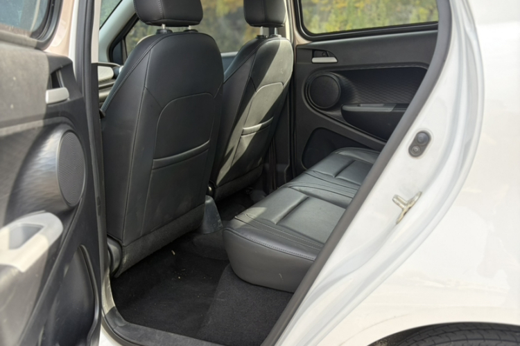 欧拉黑猫 2022款 351km 标准型 三元锂中控内饰7009