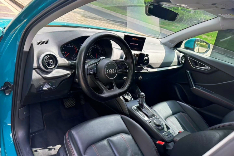 奥迪Q2L 2022款 35 TFSI 进取动感型车身外观6001