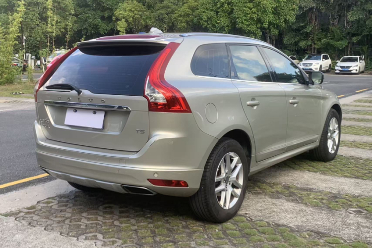 沃尔沃XC60 2017款 T5 智进版车身外观6005