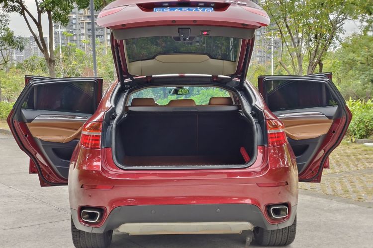 宝马X6 2013款 xDrive35i局部细节23