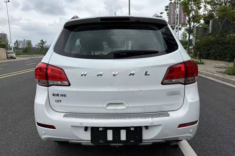 哈弗H6 2017款 经典版 1.5T 自动两驱都市型车身外观6004