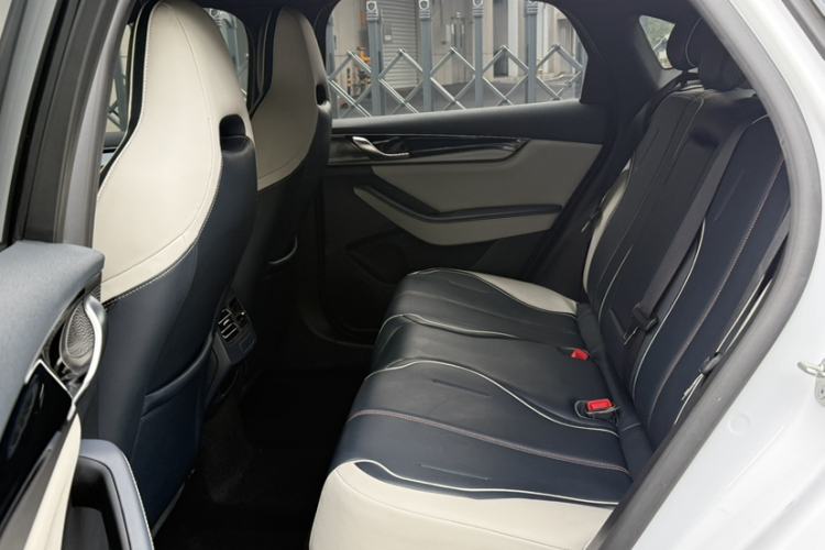 比亚迪 秦PLUS 2021款 EV 400KM 豪华型中控内饰7006