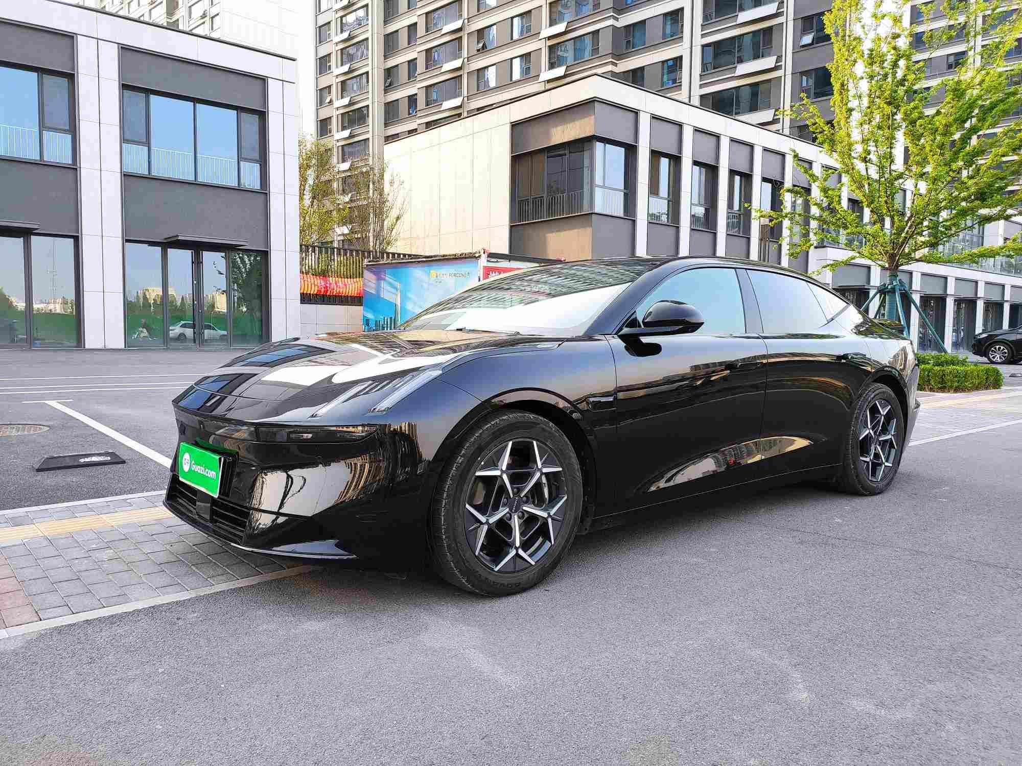 淄博二手领克Z10 2024款，开一年折旧多少？