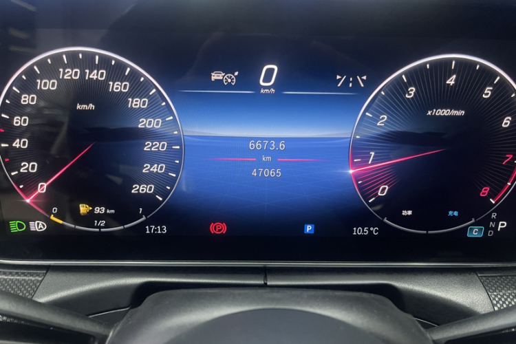 奔驰C级 2023款 改款二 C 260 L 运动版中控内饰15