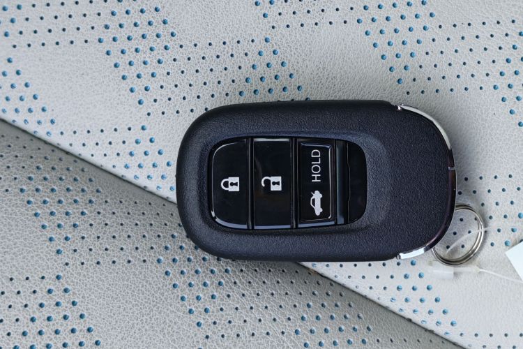 灵悉L 2025款 头号玩家版+超级加倍选装包中控内饰7003